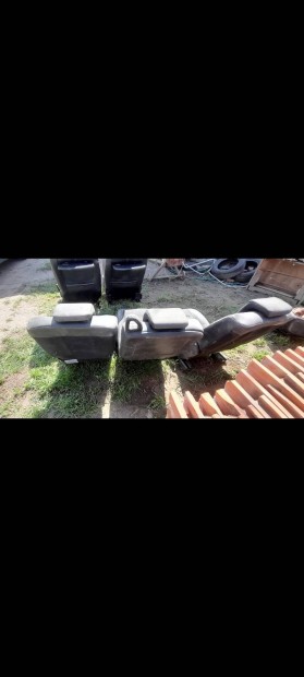 Renault Scenic 3 Gyári Félbőr Ülés garnitúra Ingyen Elvihető.