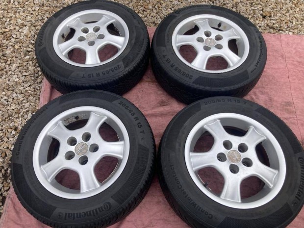Renault Scenic 5x114,3 kerekek 205/65 R15 gumikkal