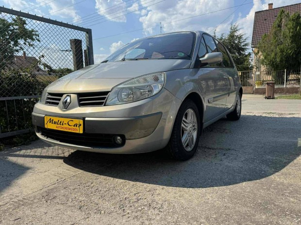 Renault Scenic Grand Sc�nic 1.9 dCi Dynamique