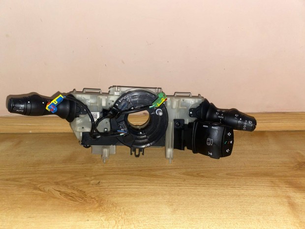 Renault Scenic III Kormnykapcsol 255670019rc
