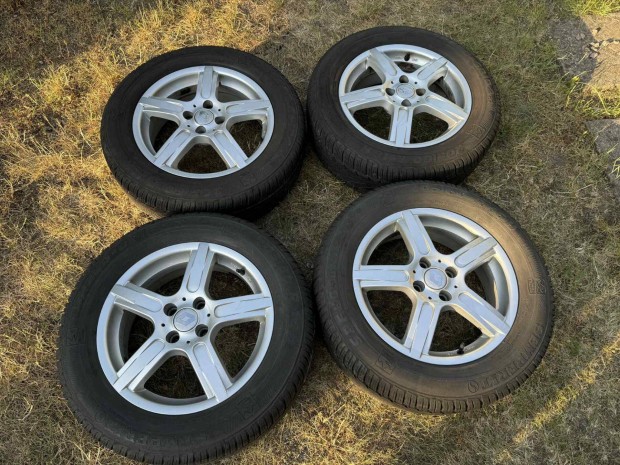 Renault Scenic II 4x100 gyári alu Semperit 205/60 R16 gumikkal