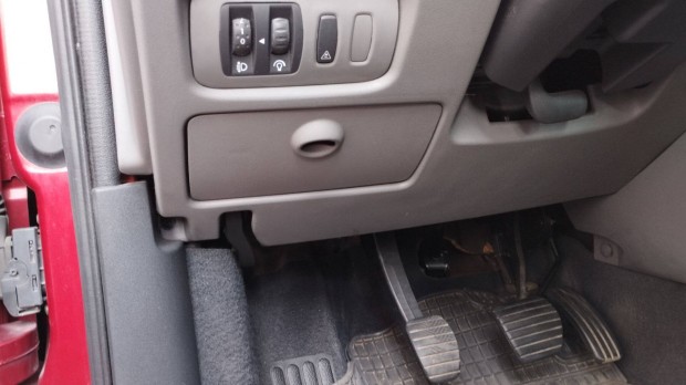 Renault Scenic II belső biztosítéktábla fedél 8200241433