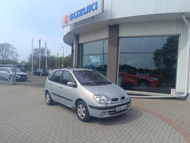 Renault Scenic Scénic 1.4 16V Rxe
