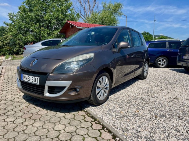 Renault Scenic Scnic 1.5 dCi Tomtom 0Ft-tl el...