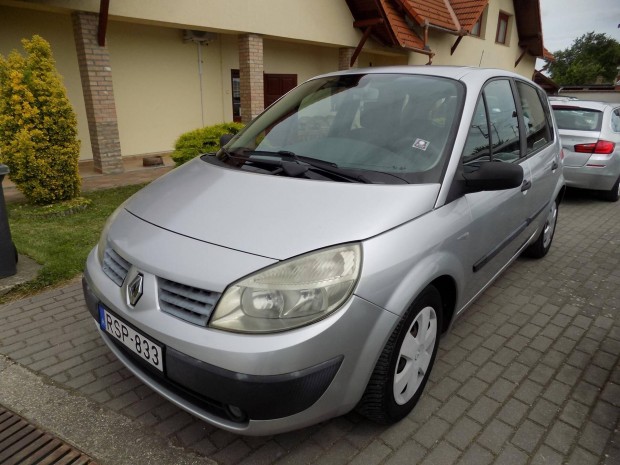 Renault Scenic Scénic 1.9 dCi Authentique Plus