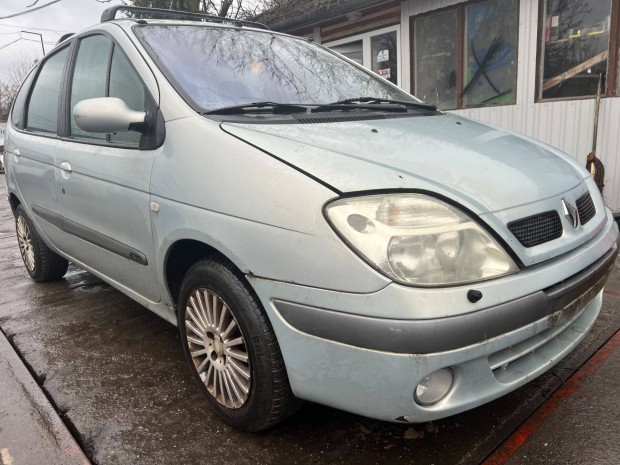 Renault Scenic (2001) 1.6i K4MA7 Alkatr�szek #M3687