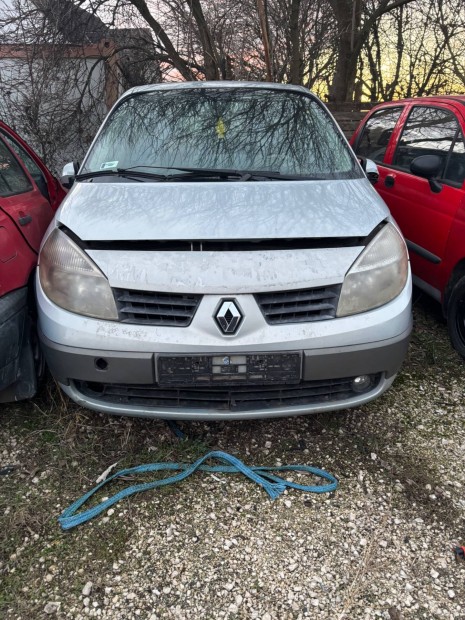 Renault Scenic alkatrszek ! 2006