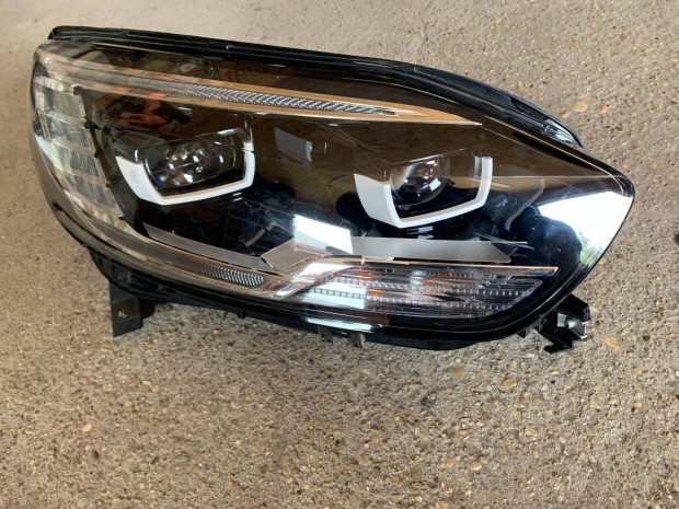 Renault Scenic fényszóró jobbos