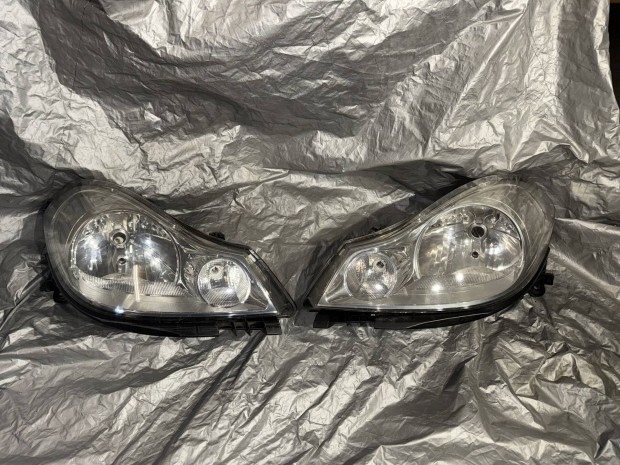 Renault Thalia 2 gy�ri f�nysz�r� p�rban