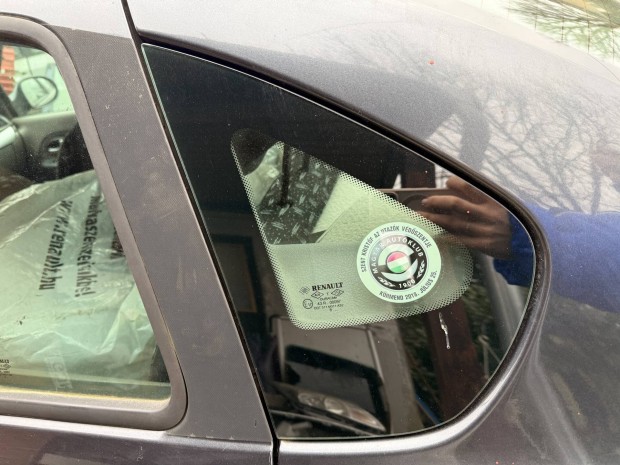 Renault Thalia I 1.2 16 V bal hátsó fix üveg
