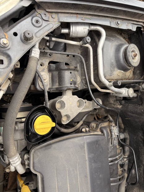 Renault Thalia I 1.2 16 V klímacső