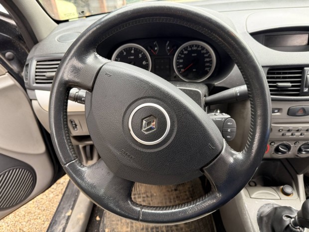 Renault Thalia I 1.2 16 V kormny 