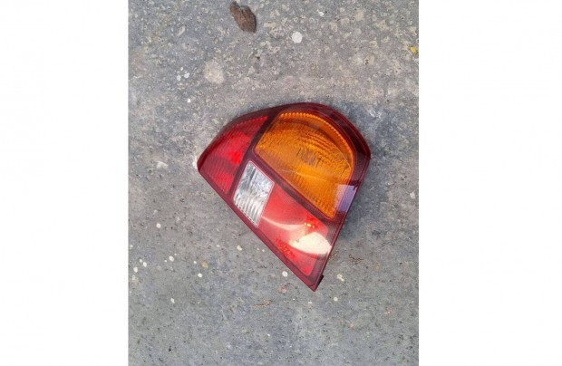 Renault Thalia Jobb hátsó lámpa
