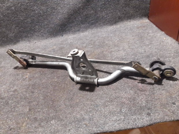 Renault Thalia gy�ri els� ablakt�rl� szerkezet