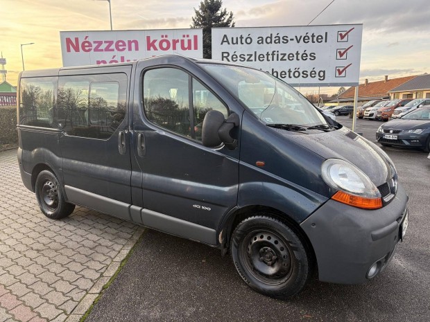 Renault Trafic 1.9 dCi L1H1 9 szem Busz
