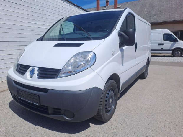 Renault Trafic 2.0 dCi L1H1P1 Black Edition