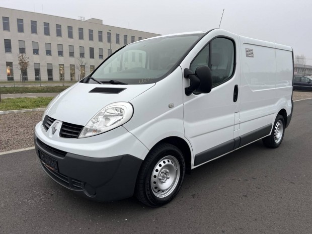 Renault Trafic 2.0 dCi L1H1P1 Cool folyamatosan...