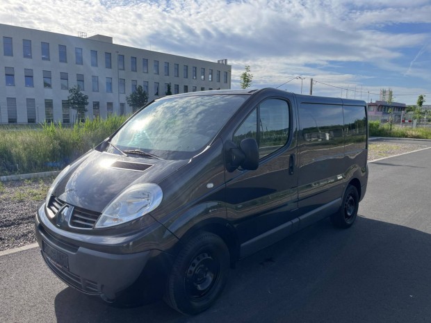 Renault Trafic 2.0 dCi L1H1 Cool folyamatosan s...