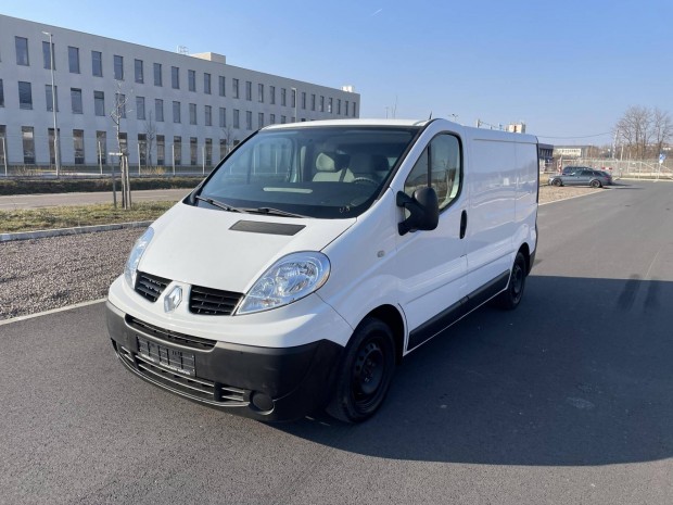 Renault Trafic 2.0 dCi L1H1 Komfort folyamatosa...