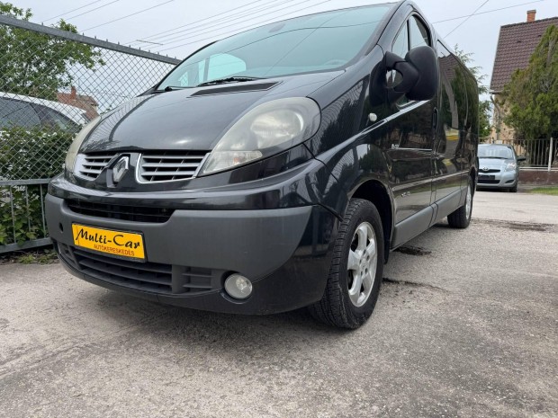 Renault Trafic 2.0 dCi L2H1P2 Black Edition MAG...