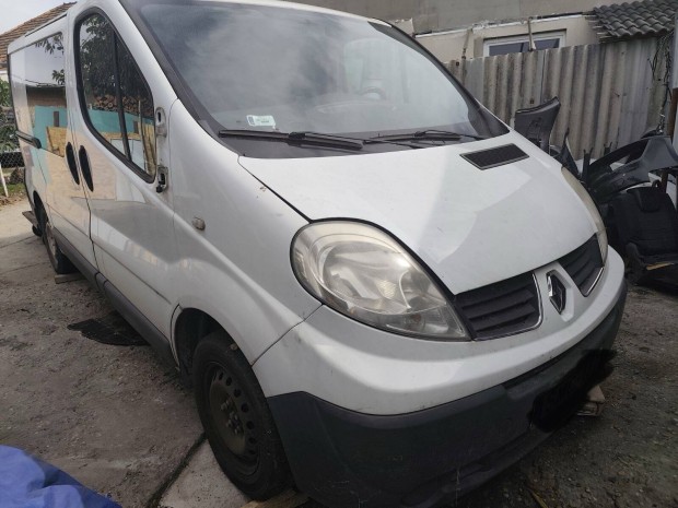 Renault Trafic 2.0dci bontsbl alkatrsz elad 