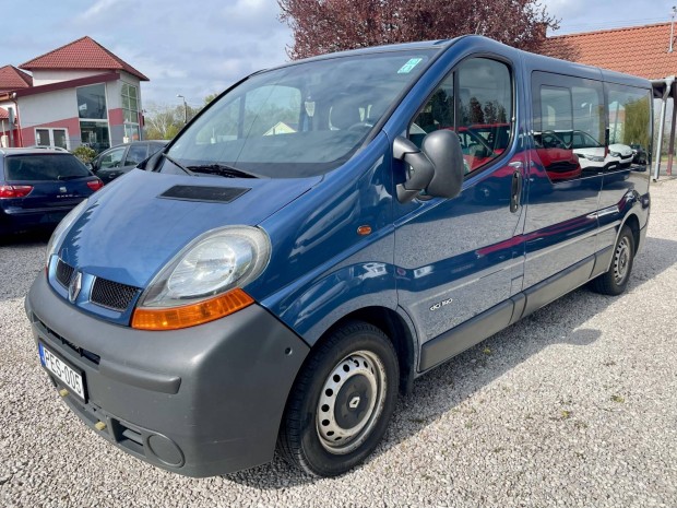 Renault Trafic 2.5 dCi L2H1 Business / Magyaror...
