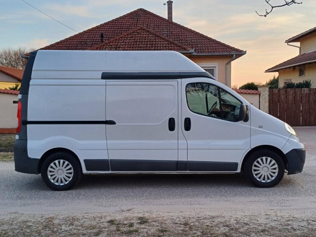 Renault Trafic 2.5 dCi L2H2P2 Cool /175e.KM!!!K...