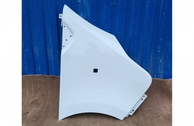 Renault Trafic 3 III 2014- gy�ri 631009846R jobb s�rv�d�