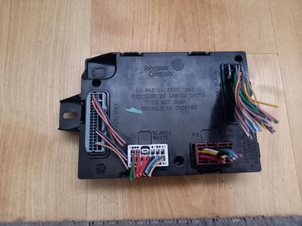 Renault Trafic III BCM modul 284B12763R