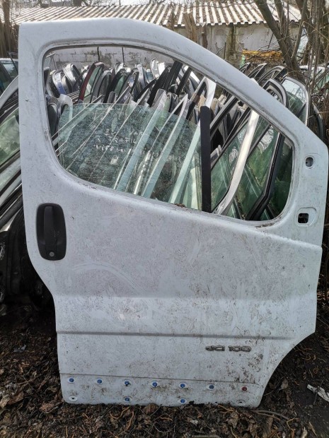 Renault Trafic Jobb első ajtó