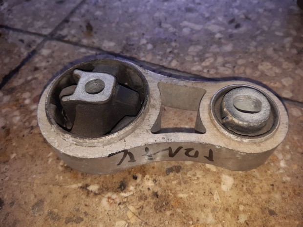 Renault Trafic Motortartó Bak