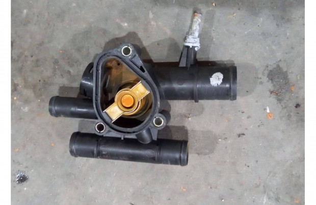 Renault Trafic Opel Vivaro 01 Termosztátház termosztát ház jeladó 8112