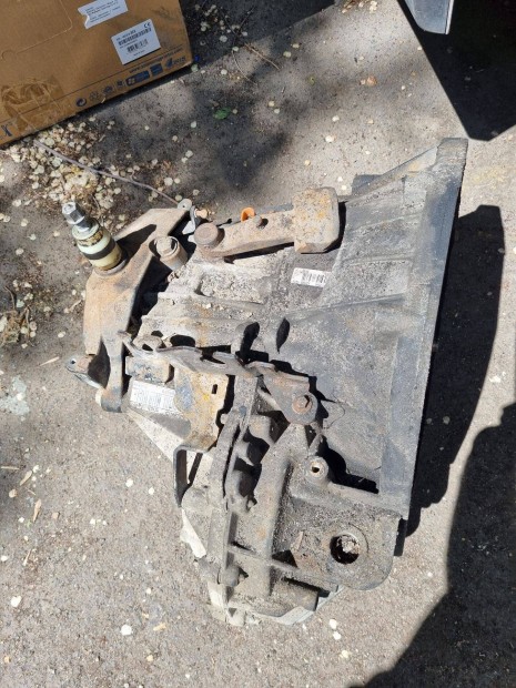 Renault Trafic Opel Vivaro Primastar 2.0dci PF6 sebessgvlt sebvlt