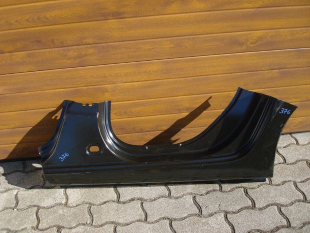 Renault Twingo III Jobb Küszöb 764617658R 2014-től-2019-ig