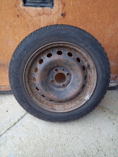 Renault Twingo II lemezfelni tli gumival