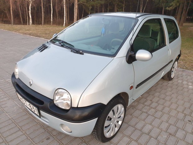 Renault Twingo szervs 150500 km