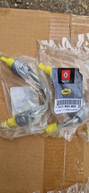 Renault-Volvo uzemanyag nyomocso 7421883480, 21883480