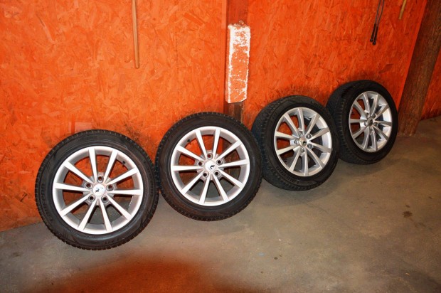 Renault Zoe Alufelni+tligumi gyri szenzorral 5x114 195/55R16