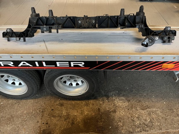 Renault Zoe Zarh�d , homlokfal 752108571R