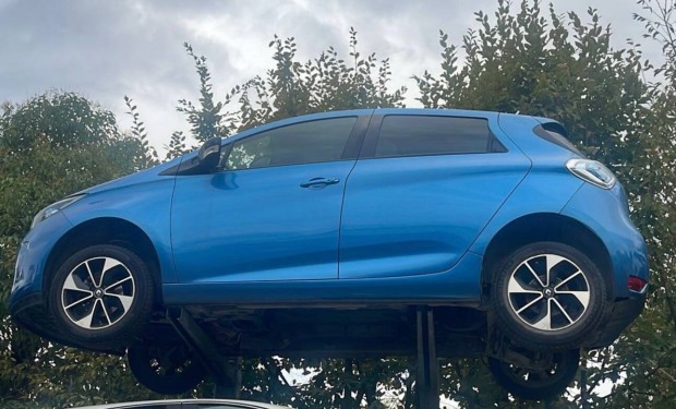 Renault Zoe alkatrészei Eladó