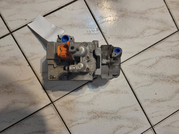 Renault Zoe klímakompresszor (használt) 926008999R