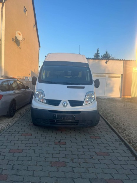 Renault  Trafic 2011 2.0 Dci