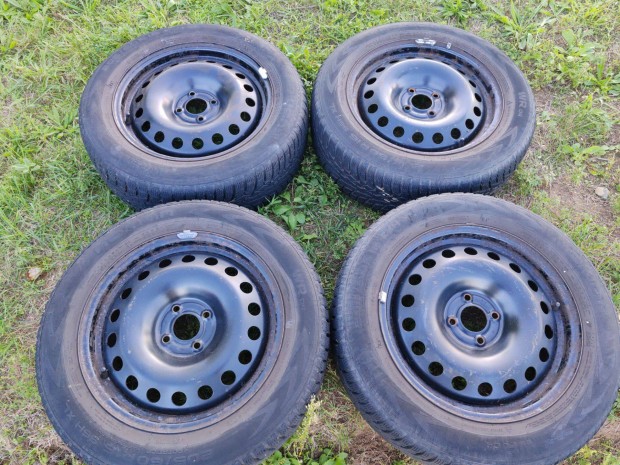 Renault acél felni 16" téli gumival