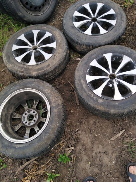 Renault alufelni 6,5Jx R15, KO 4x100, KF60,1, ET49