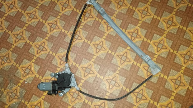 Renault clio 2 3 ajtós jobb elektromos ablakemelő szerkezet motor