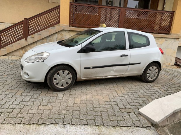 Renault clio III bal ajt veg elektromos ablakemel elad