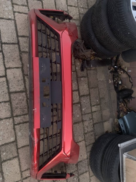 Renault clio V 5/2 2024 eleje alkatrsz lkhrt fnyszr 260600149r