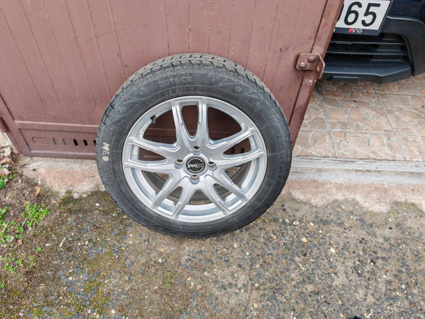 Renault clio alufelni téligumikkal eladó