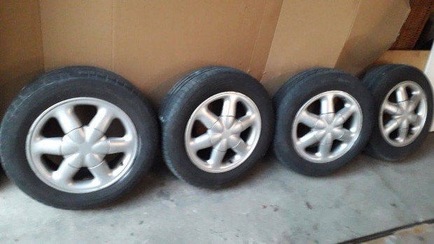 Renault felni gunival