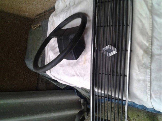 Renault fuego alkatrszek eladk